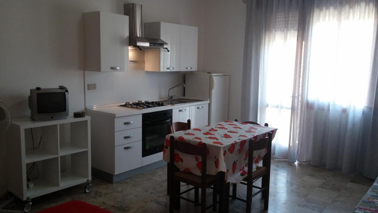 Residence Condominio Roma Eraclea Mare Bagian luar foto