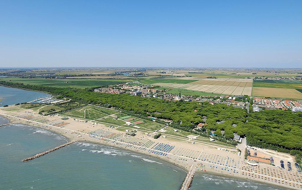 Residence Condominio Roma Eraclea Mare Bagian luar foto